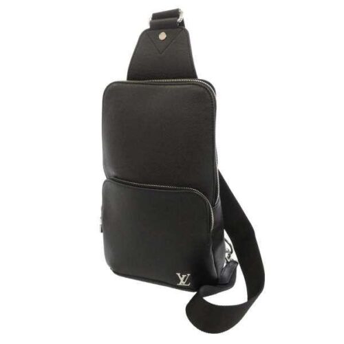 ルイヴィトン タイガ スリングバッグ