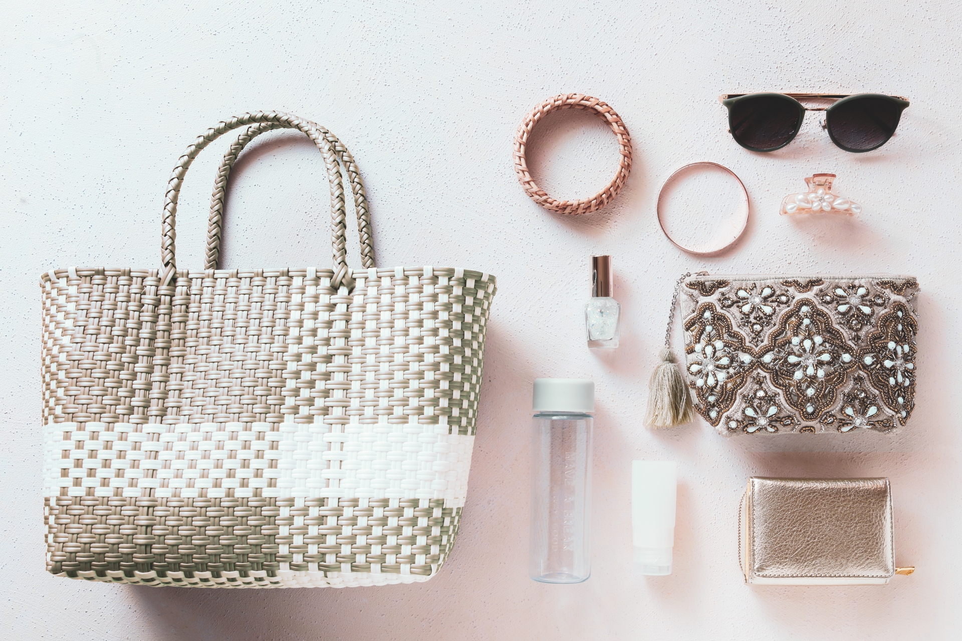 お手頃_バッグ_ブランド_お手頃なブランドバッグ3.ショルダーバッグ