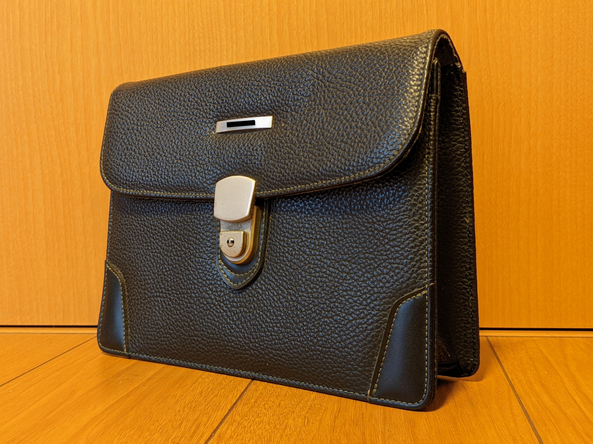 お手頃_バッグ_ブランド_お手頃なバッグのブランドの選び方1.用途にあった容量・サイズを選ぶ