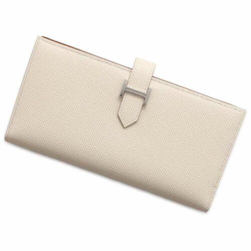 白色のブランド財布の人気おすすめランキングTOP15!メンテナンス方法を解説