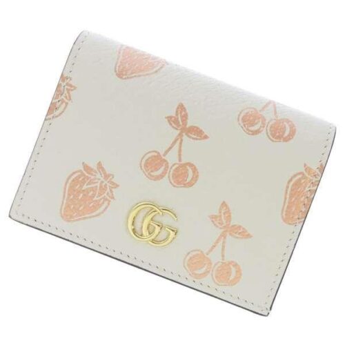 白色のブランド財布の人気おすすめランキングTOP15!メンテナンス方法を解説