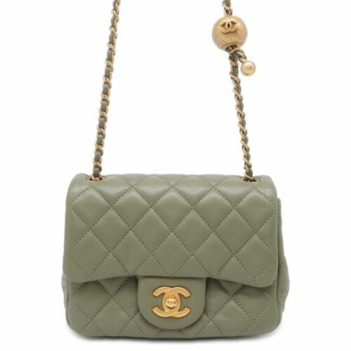 シャネルのミニフラップバッグの使い勝手を実際の口コミ評判から徹底  