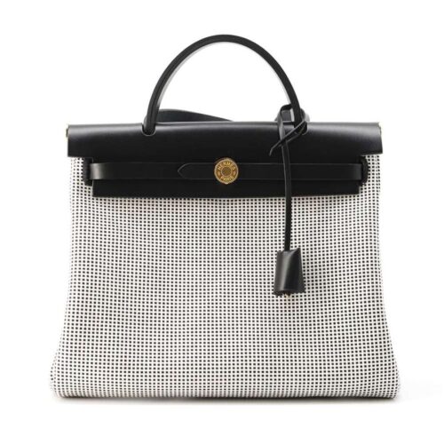 エルメスのエールバッグはダサい?実際の口コミ評判から徹底検証