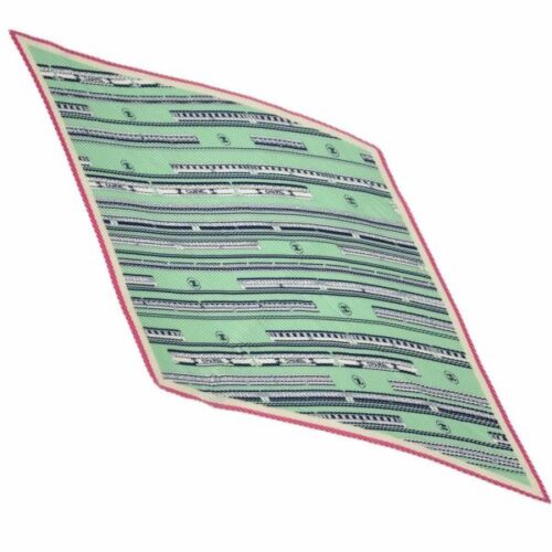 シャネル スカーフ プリーツ