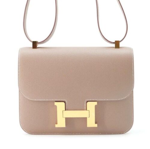 コンスタンス 24