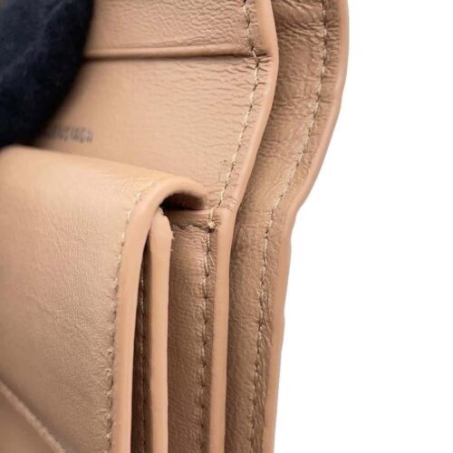 バレンシアガ 二つ折り財布 コンンパクトウォレット 型押しレザー 