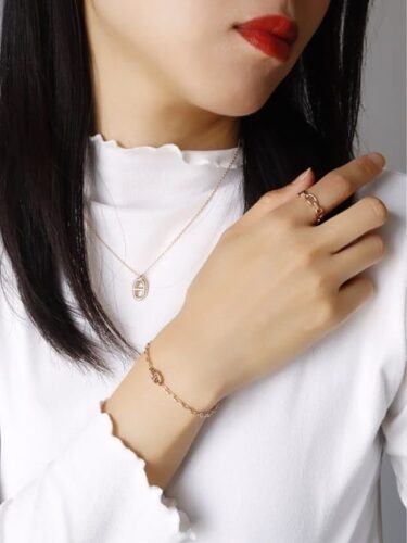 エルメスのシェーヌダンクルは一生もののジュエリー！人気の理由や魅力を徹底解説