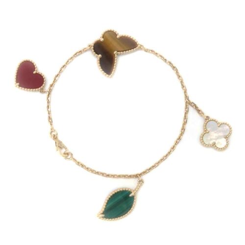 アルハンブラのネックレスが買えない理由とは？入手困難な背景と購入のコツを徹底解説