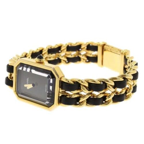 シャネルのプルミエールの資産価値は?購入のコツもご紹介!