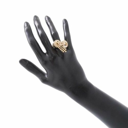 40代に人気のカルティエの指輪13選!選び方やおすすめコーデも徹底解説!