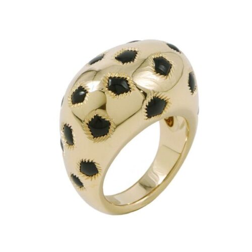 40代に人気のカルティエの指輪13選!選び方やおすすめコーデも徹底解説!