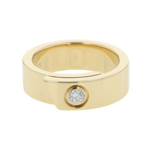 40代に人気のカルティエの指輪13選!選び方やおすすめコーデも徹底解説!