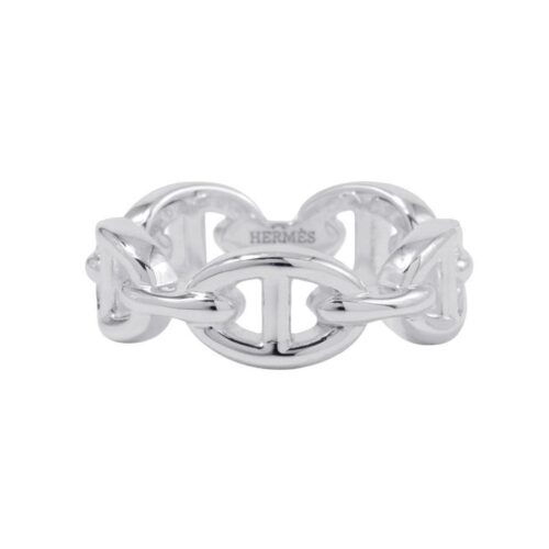 エルメスのシェーヌダンクルはどこで買える?おすすめの購入方法も解説