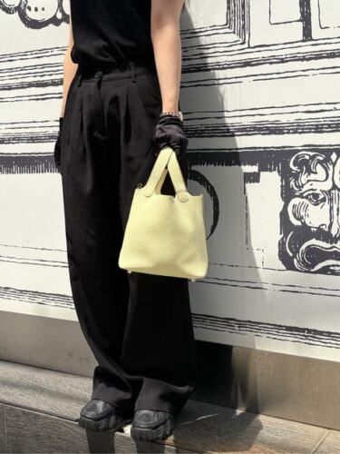 コーディネート3.ワントーンコーデ