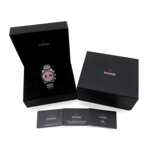 ブラックベイのクロノのピンクは本当に買えない?理由と入手方法を徹底解説