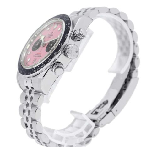 ブラックベイのクロノのピンクは本当に買えない?理由と入手方法を徹底解説