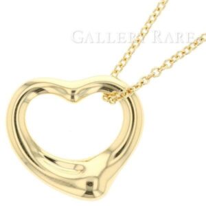 ティファニーのトリプルハートの参考定価はどれくらい?廃盤の噂は本当?