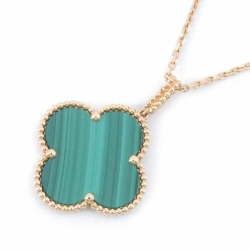 50代にふさわしいアルハンブラのネックレス11選！おすすめ素材もご紹介