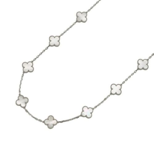 50代にふさわしいアルハンブラのネックレス11選！おすすめ素材もご紹介