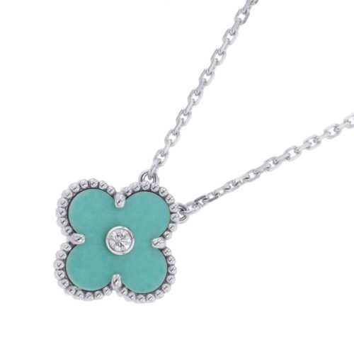 50代にふさわしいアルハンブラのネックレス11選！おすすめ素材もご紹介