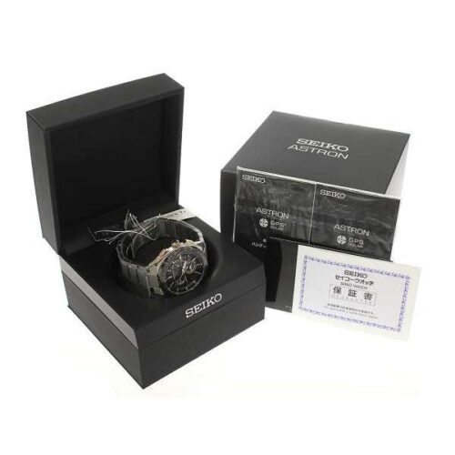 セイコーのアストロンの重さはどれくらい？モデル別にご紹介