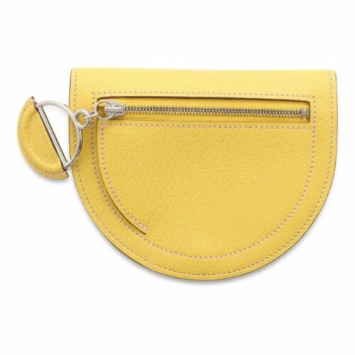 エルメスのインザループの定価をサイズ別に解説！最近の値上げ状況もご紹介