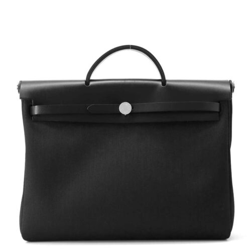 エルメスのエールバッグの定価は?サイズ展開やジップモデルの特徴を解説