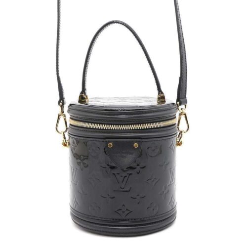 ヴィトンのヴェルニのバッグの種類を人気モデルから厳選して解説!