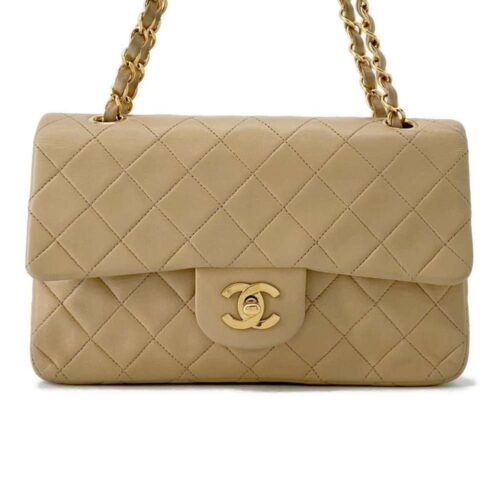 シャネルのダブルフラップのマトラッセの魅力３選