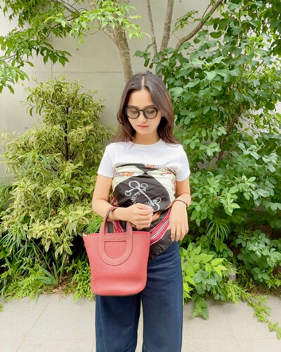 Tシャツ×デニム×インザループ