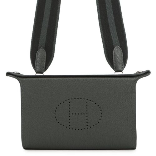 １．エルメス ヴィドポッシュ 21