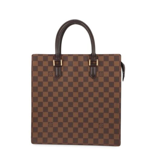 レディース向けのルイヴィトンのバッグの種類を一覧で紹介！人気ラインや選び方まで解説