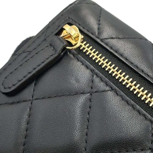 シャネル 三つ折り財布 クラシック スモール フラップ ウォレット ラムスキン AP0231