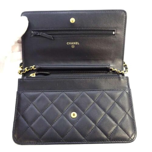 シャネル チェーンウォレット マトラッセ ココマーク ラムスキン キルティング A33814 CHANEL 黒
