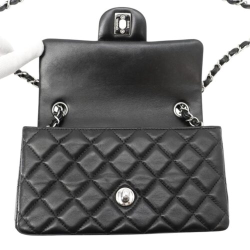 シャネル チェーンショルダーバッグ ミニマトラッセ ココマーク ラムスキン A69900 CHANEL バッグ 黒