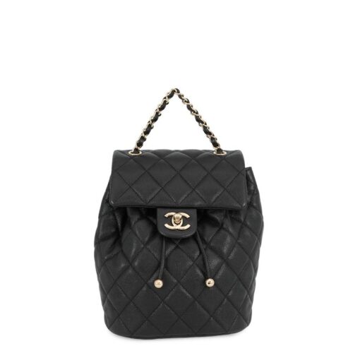 CHANEL マトラッセ　バックパック シャネルのマトラッセのリュックの定価はいくら？中古価格や人気モデル
